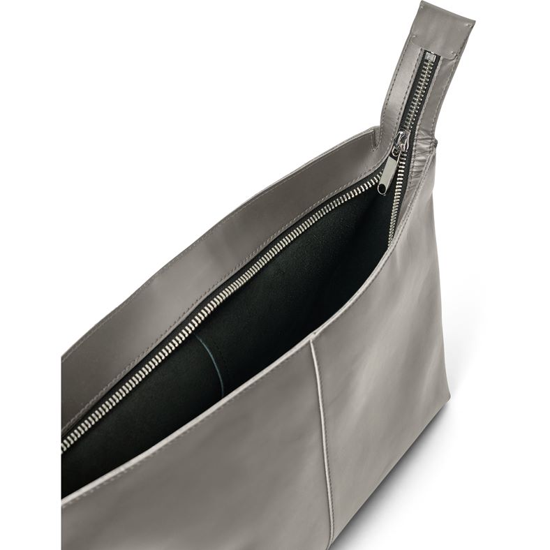 ecco upcycled messenger